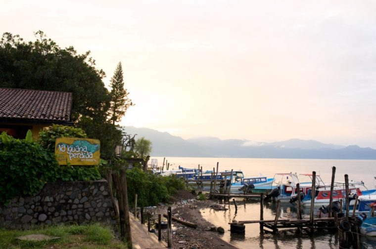 La_Iguana_perdida_Lake_Atitlan-Guatemala-adventrgram-CGTraveler-Carlos_Garrido-760x504